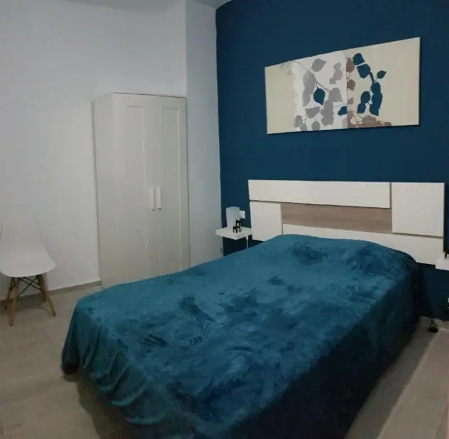La Naval 209, 5ºA - LONDRES -