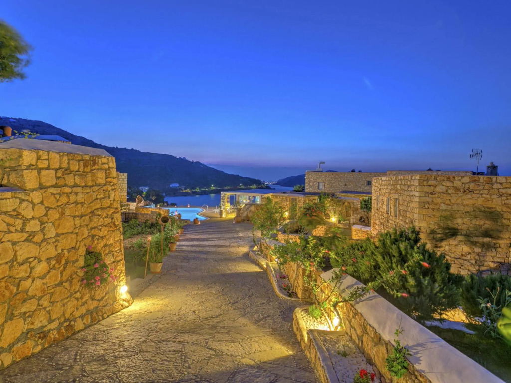 Eirini Luxury Hotel Villas