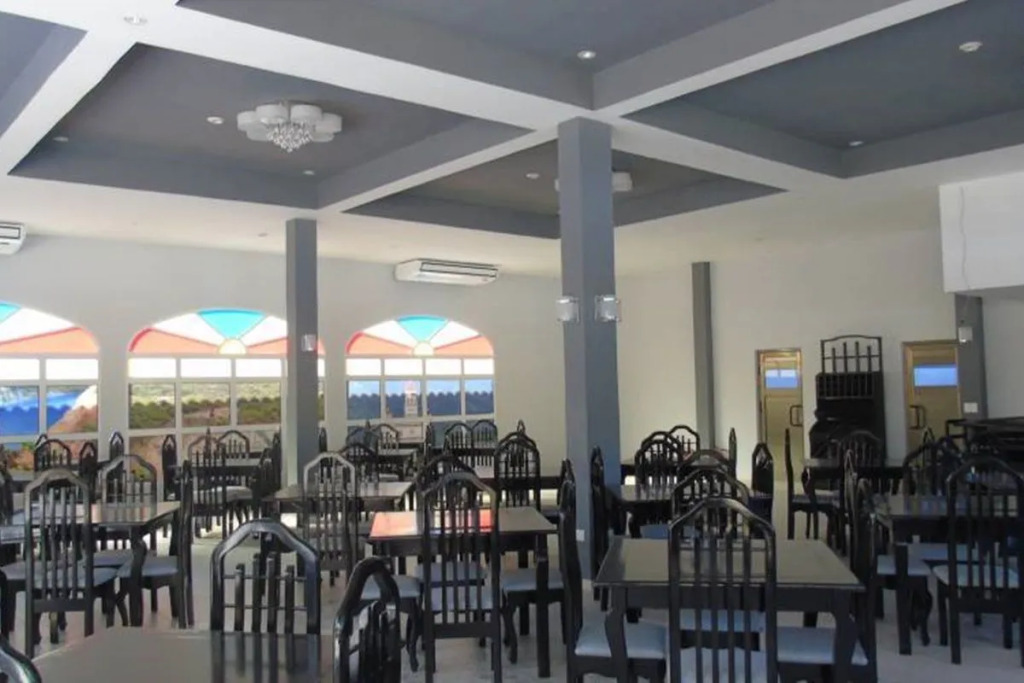 Hotel E El Cobre