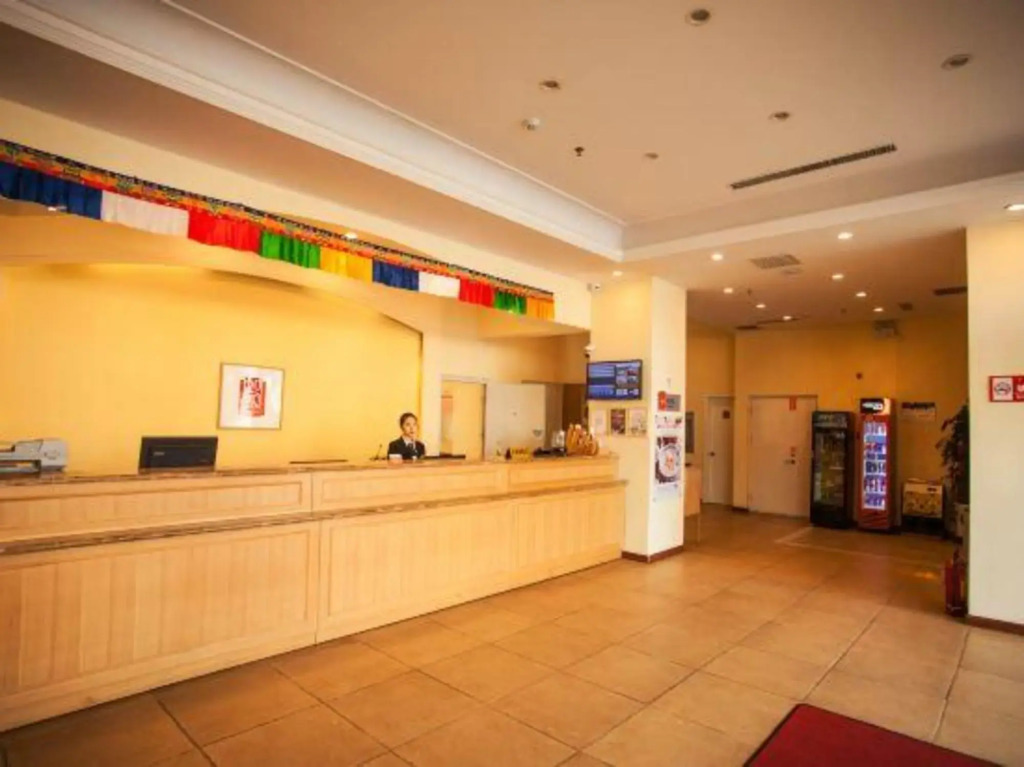 Mingxi Hotel (Tongliao Holin River Avenue Minzu University Affiliated Hospital)