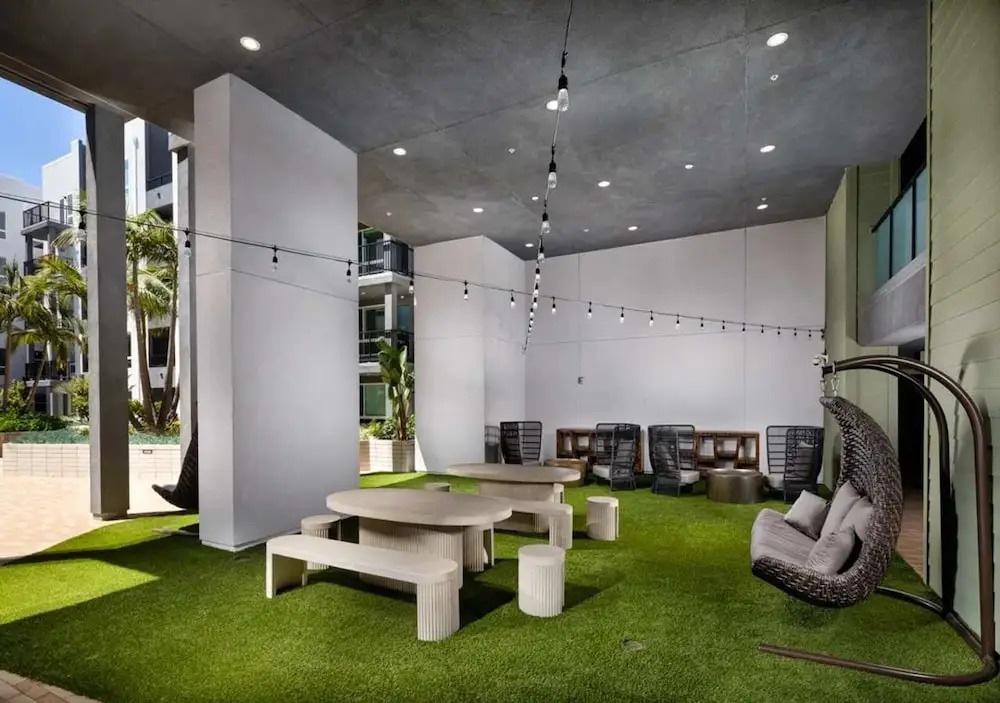 Modern Retreat 10 Min From Disneyland With Pool Gym