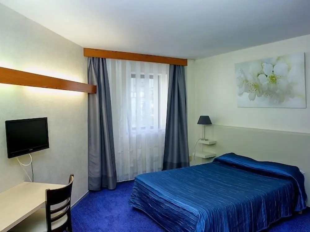 Hôtel Dupleix - Hyper centre - Réouverture