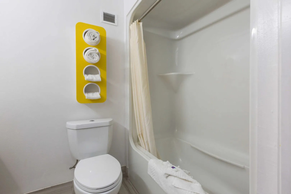 Motel 6-Suwanee, GA - Gwinnett Center