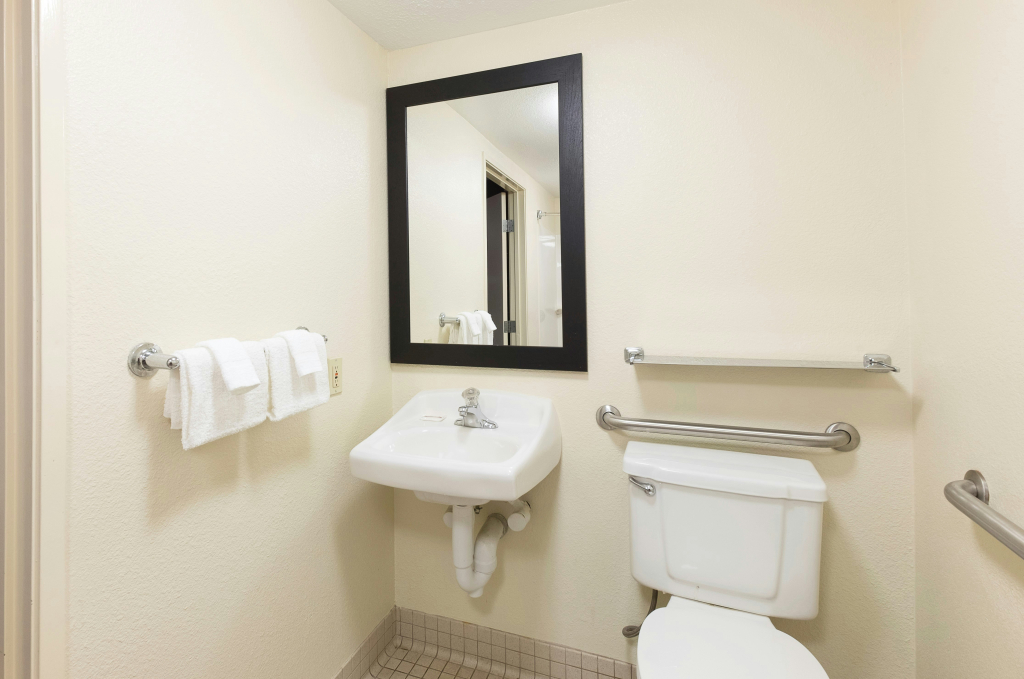 Red Roof Inn PLUS+ Pittsburgh South - Airport