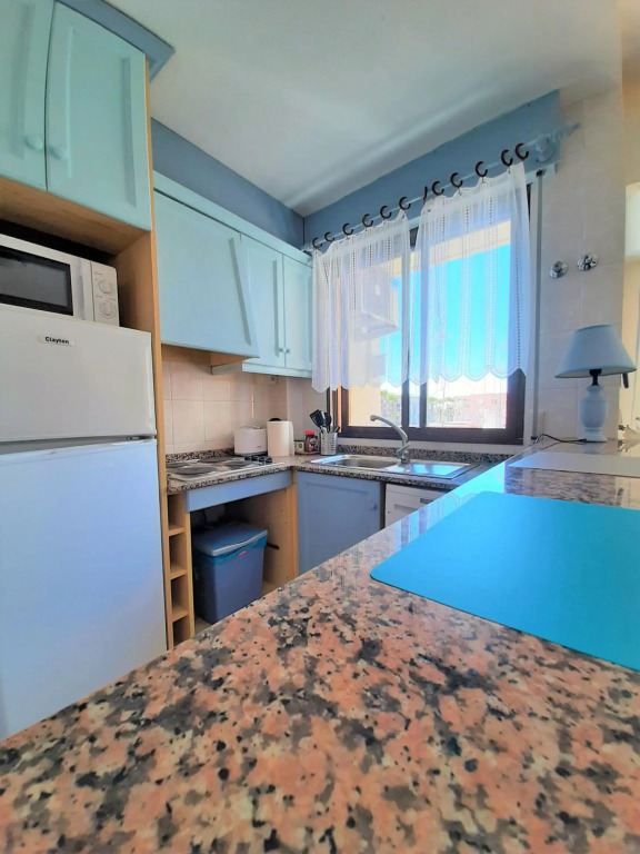 Precioso apartamento con ascensor a 80 metros del mar