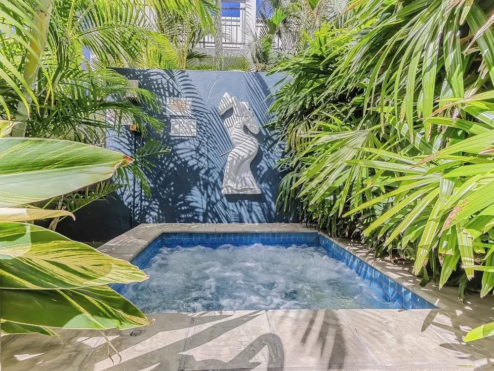 Paradiso Paradise 336 3BRM Oceanfront