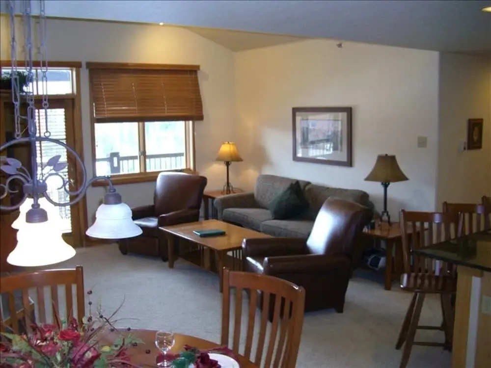 Grand Timber Lodge