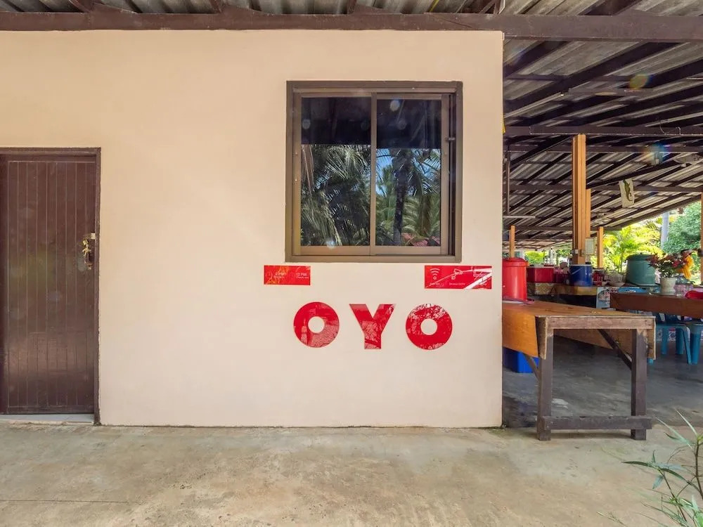 OYO 1108 Lung Chaloem Bangalow