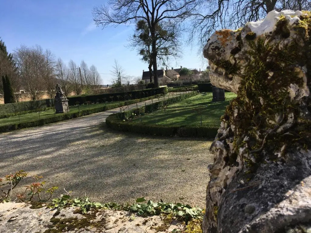 Maison dHôtes Chandon de Briailles