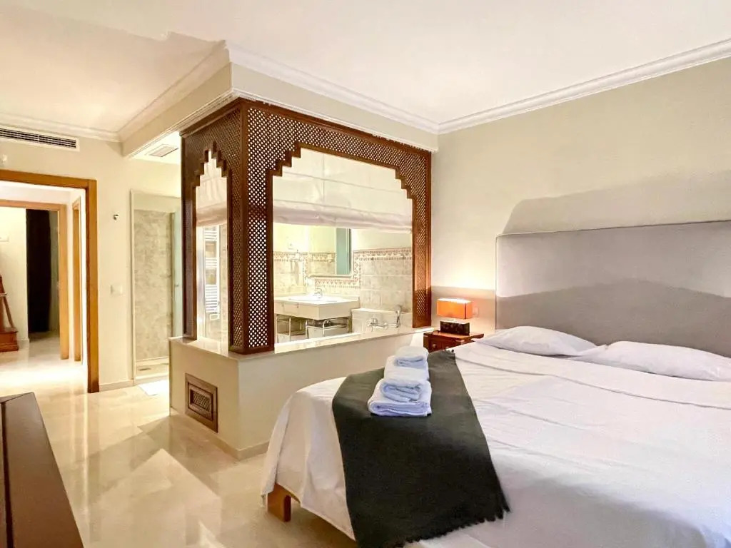 Malibu Mansion Club la Costa World with Sea View and hydromassage bath in Mijas Costa