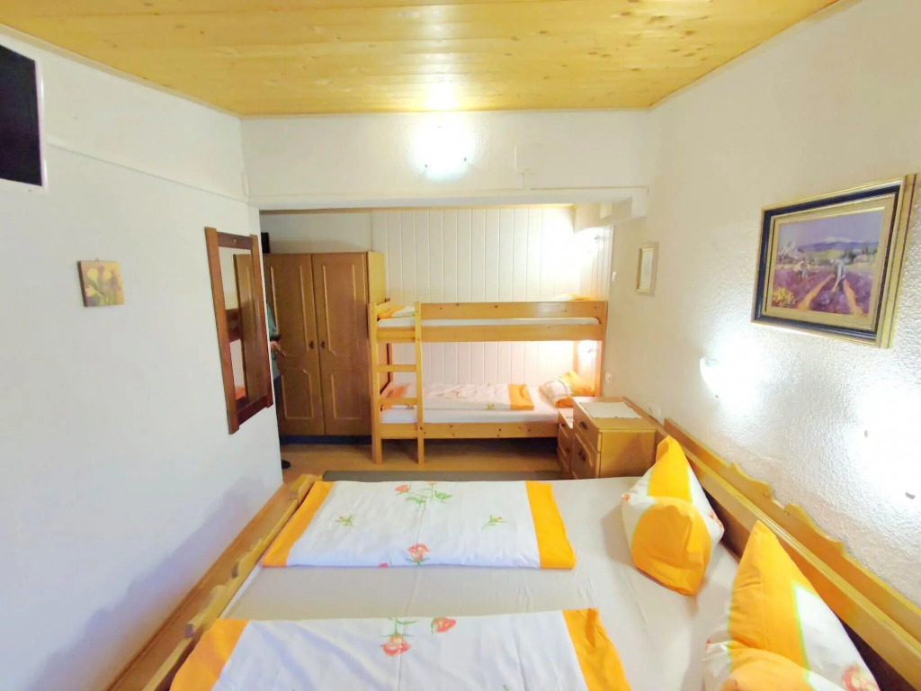Apartment in Hippach with Mountain Views