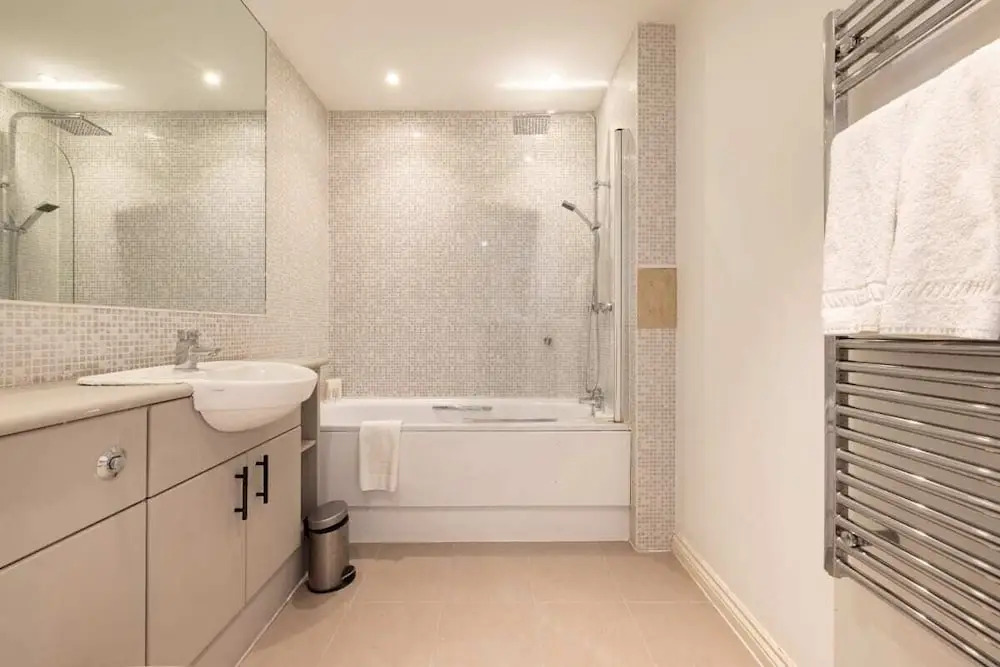 The Nine Elms Lane Arms - Stunning & Bright 2bdr Flat With Balconies