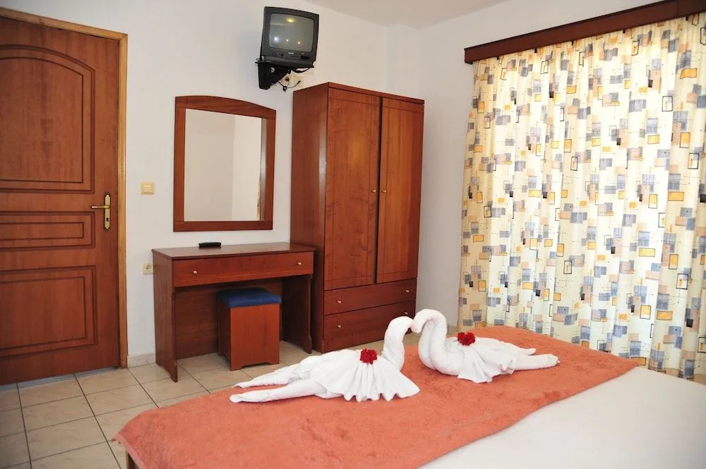 Dias Hotel Apartments