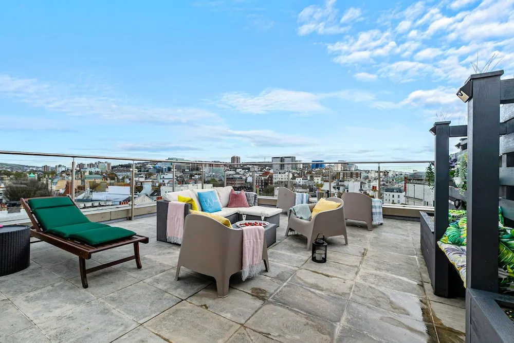 The Lanes Gem Penthouse Rooftop Terrace Sea View