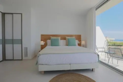 Beach House Grey Rose in Son Serra