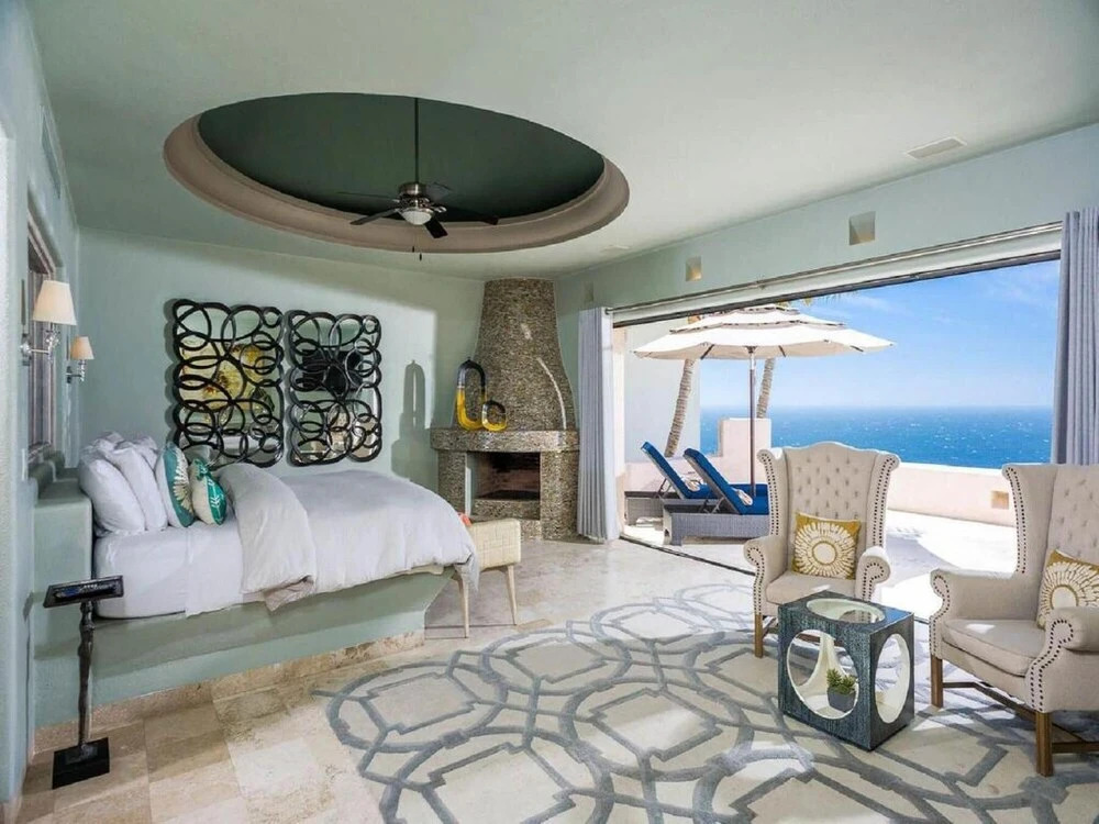 Sunny Vacation Villa 92