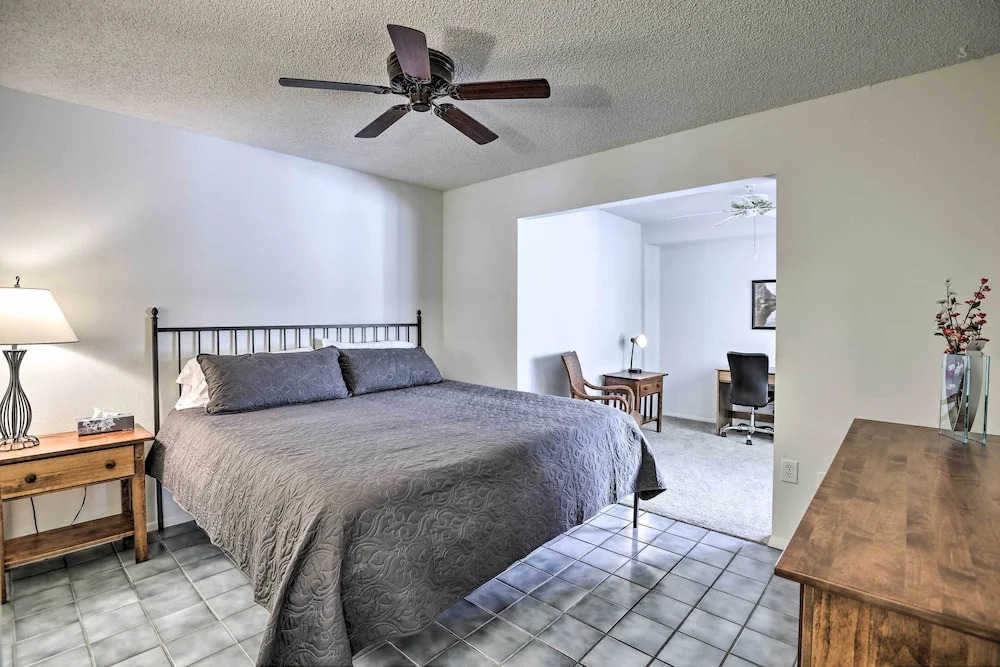 1 Mi to Golf! Family-friendly Sun City West Home