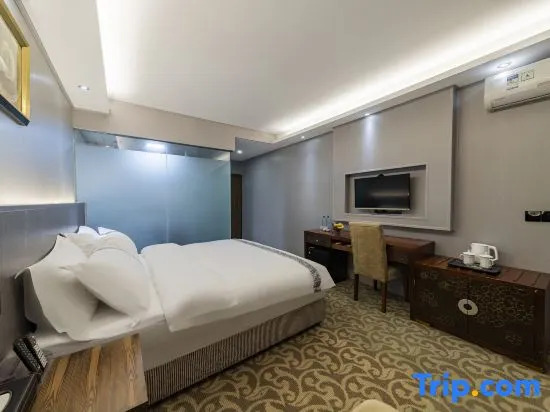 Longzhou Hotel (Visitor Center Branch)