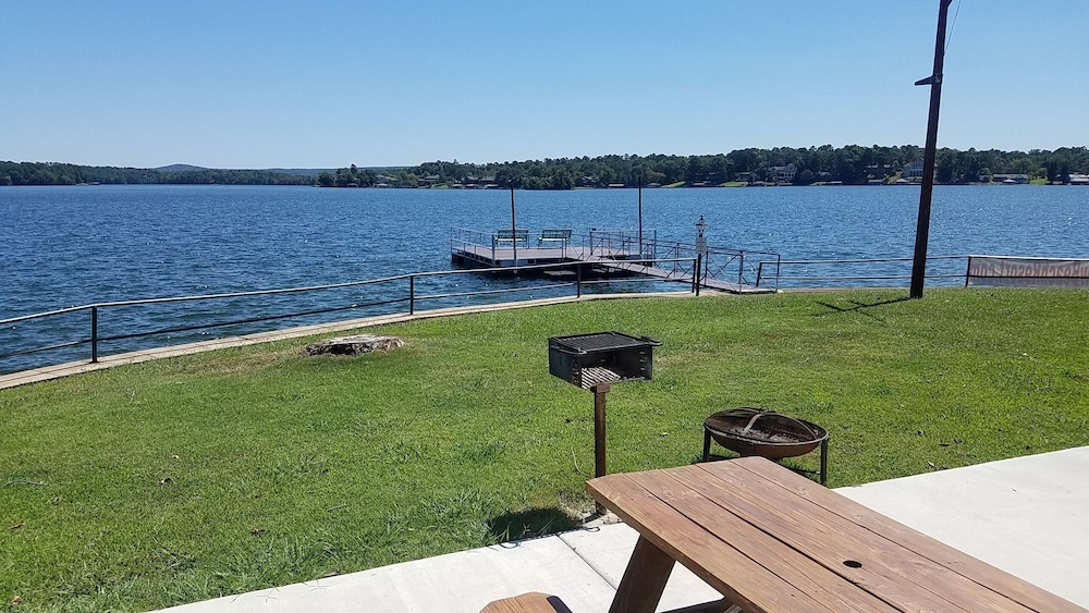 Willow Beach Resort