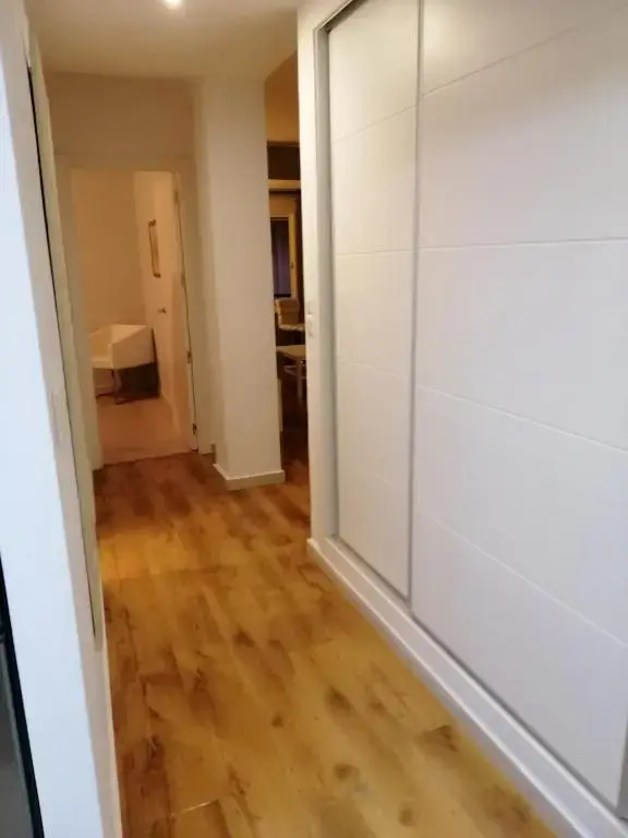Modern 2 BR corner unit in the heart of Alicante