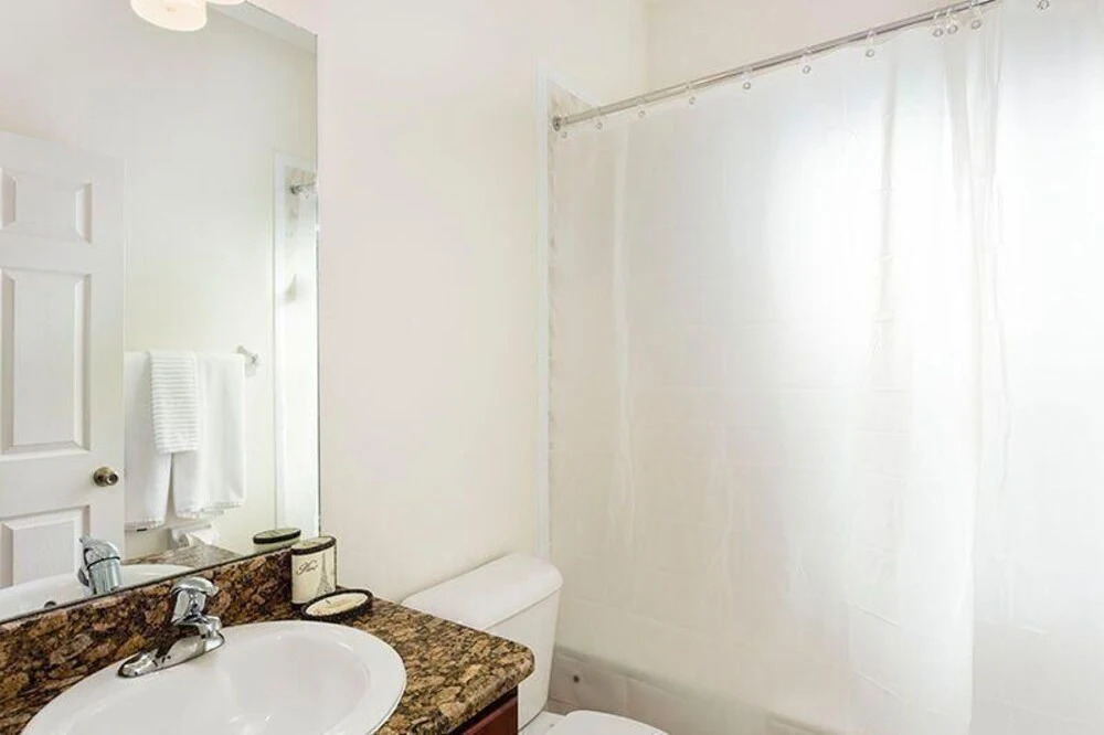 1016 Tourmaline Drive 4 Bedroom Home
