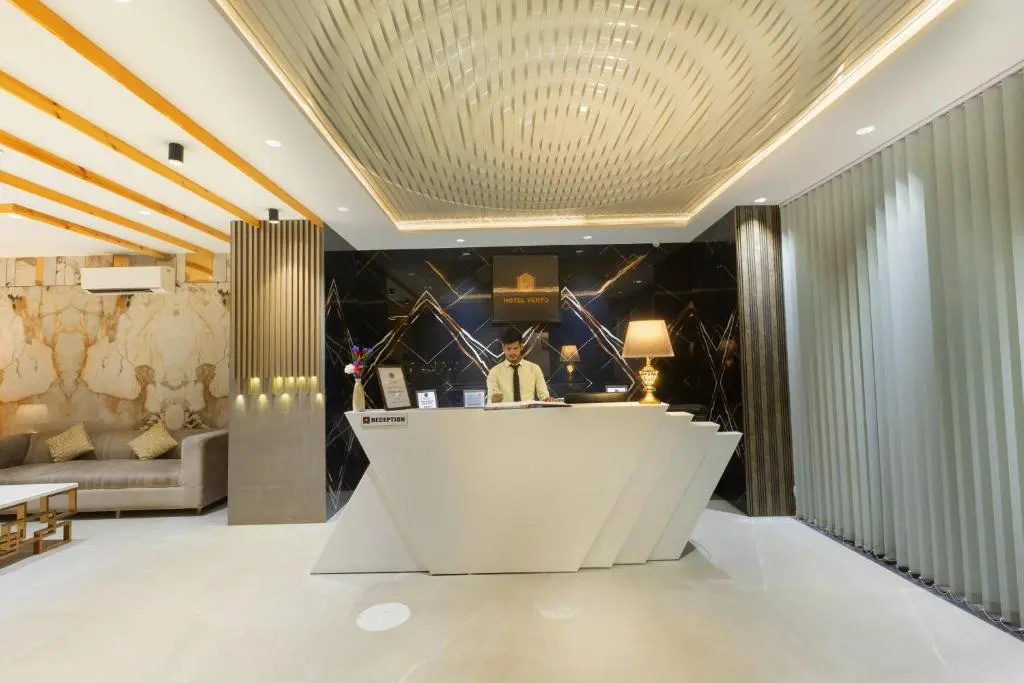 Hotel Vertu IGI Delhi Airport By OPO,Free Airport Pickup & Drop