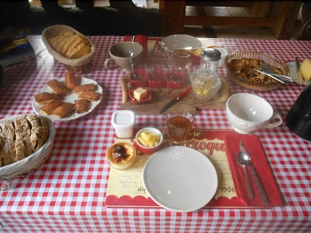 Les Chambres de Pontfol - Chambres dhôtes - Guest house