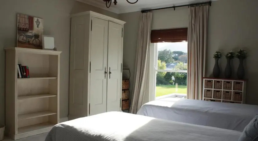 Broadacres Cottage