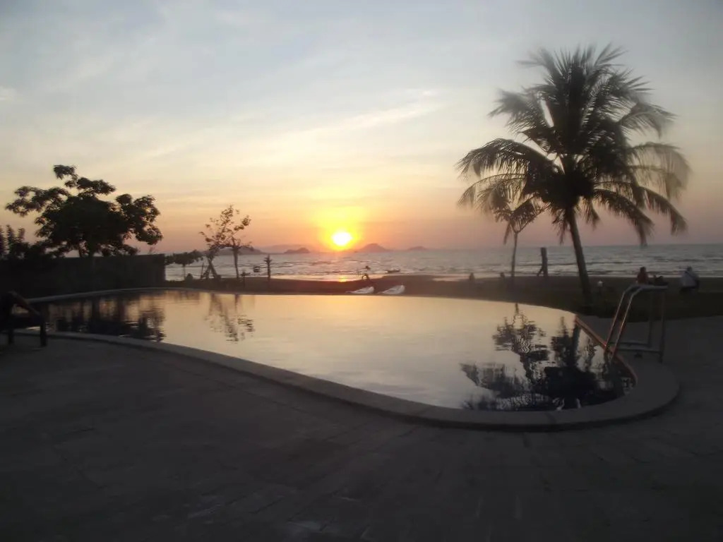 Luwansa Beach Hotel