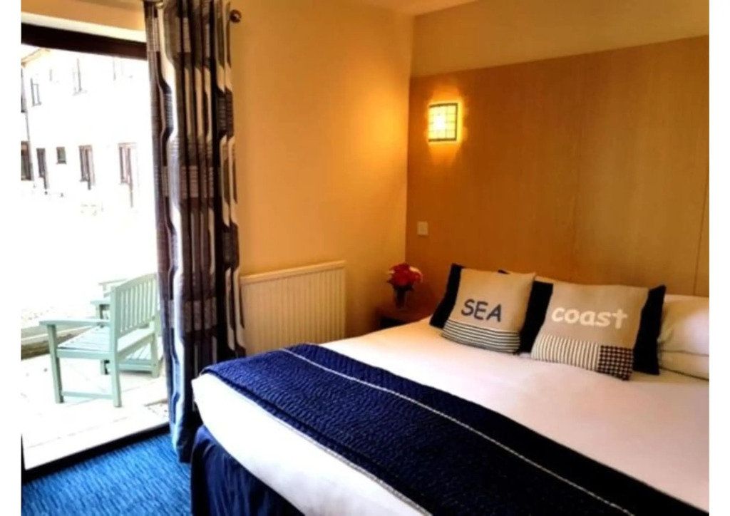Heights Hotel
