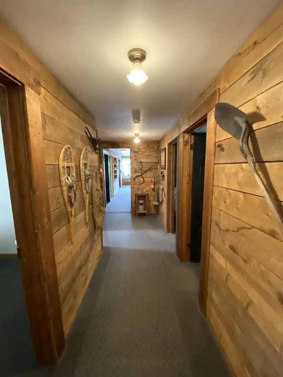 McCarthy Lodge Resort