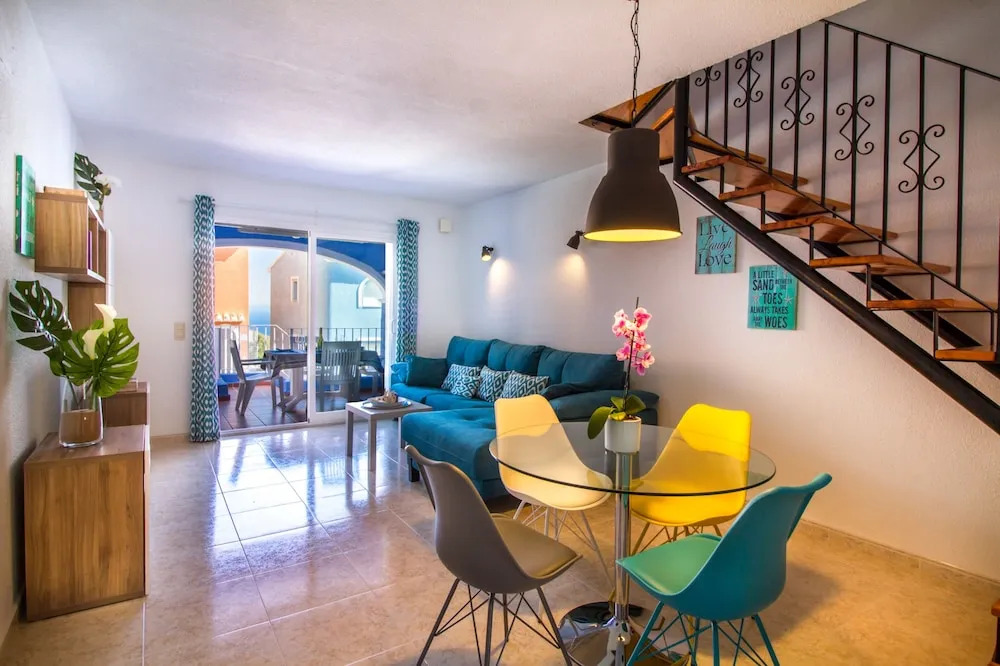 Nice Bungalow Close To The Sea And Services