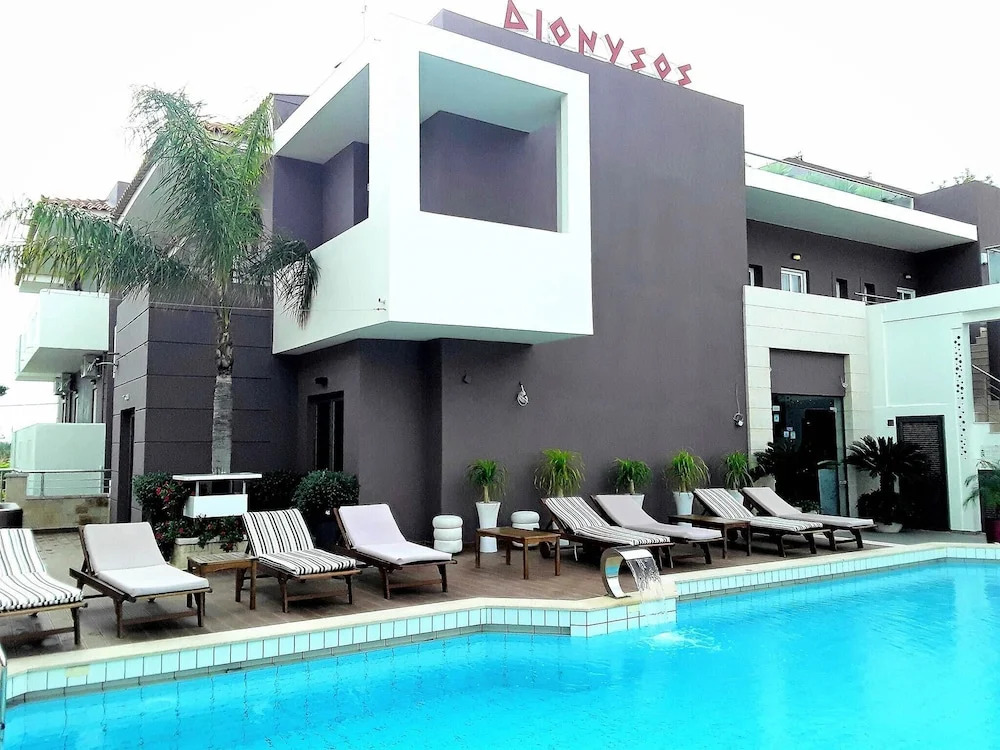 If Your 1 Person on Vacation in Malia This a Great Choice for a Great Vacation