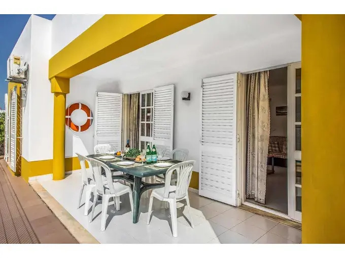 Villa Arines