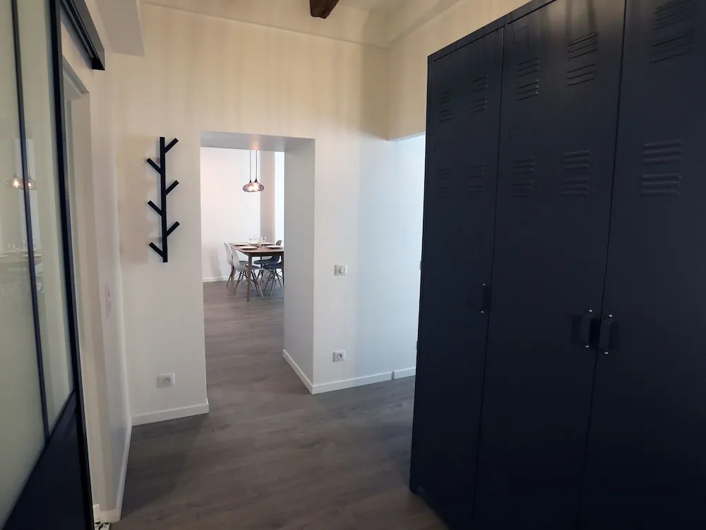 A Little Nest In The Old Town