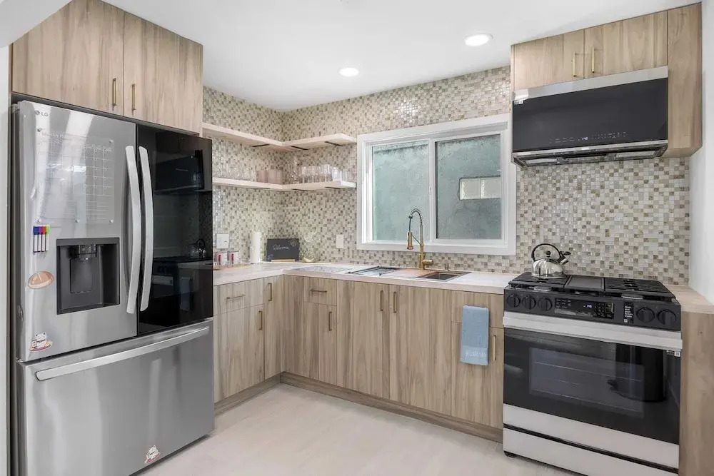 Steps to the Beach, 2 Units w/ Patio, Fire Pit Pacific Coast Highway Buyout