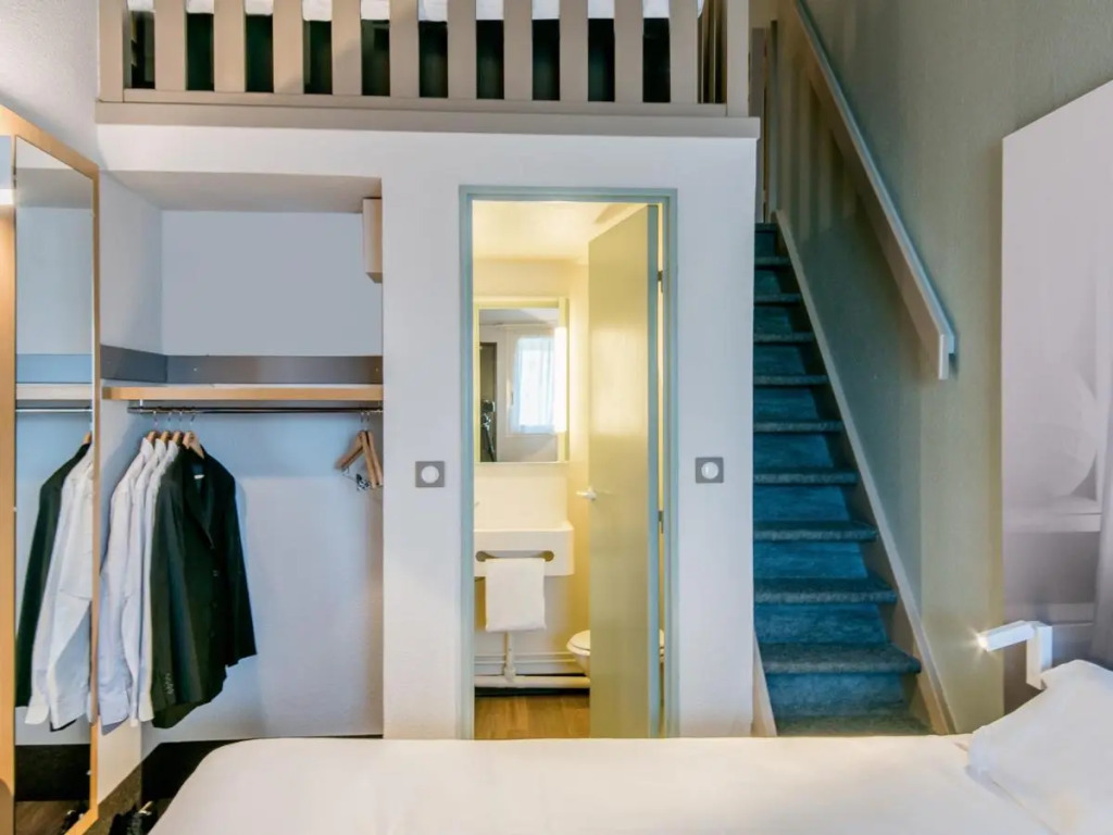 B&B HOTEL Bordeaux Mérignac Hôtel de Ville