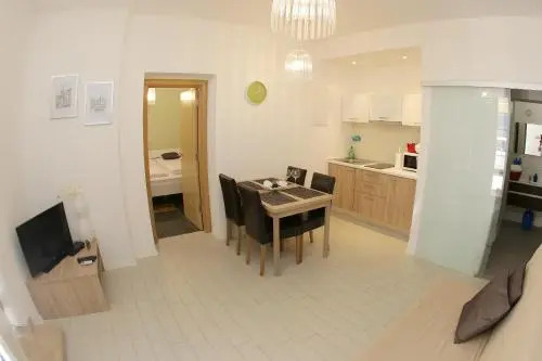 Strawberry Apartment