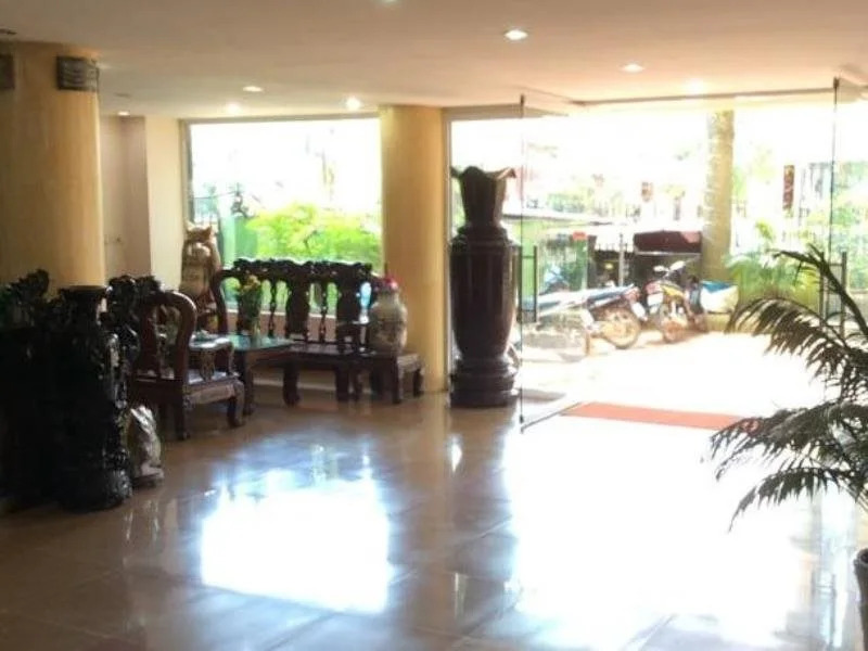 Phuong Dong Hotel