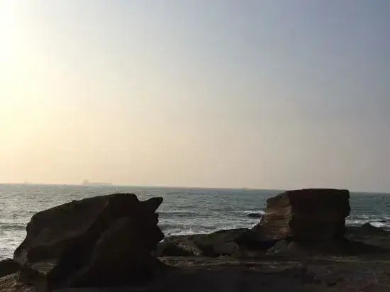Weizhou Island Moro Courtyard (Colorful Beach Branch)