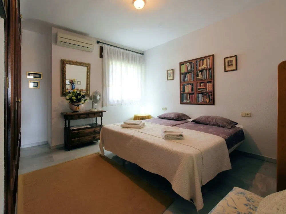 Semi Detached Holiday House Near the Coast