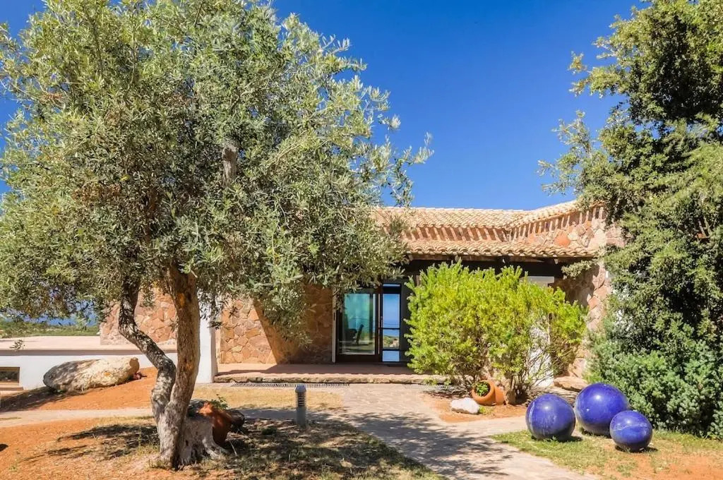 Villa Emmeline fronte mare 5 camere 6 bagni infinity pool WiFi per 12 persone