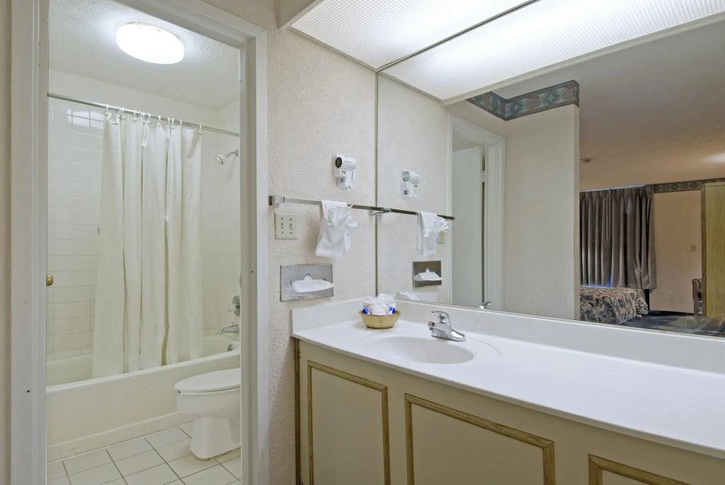 Americas Best Value Inn Dallas