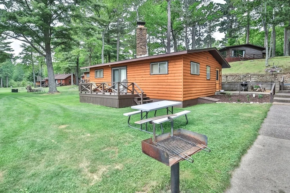 Maple - Serenity Bay Resort 3 Bedroom Cabin