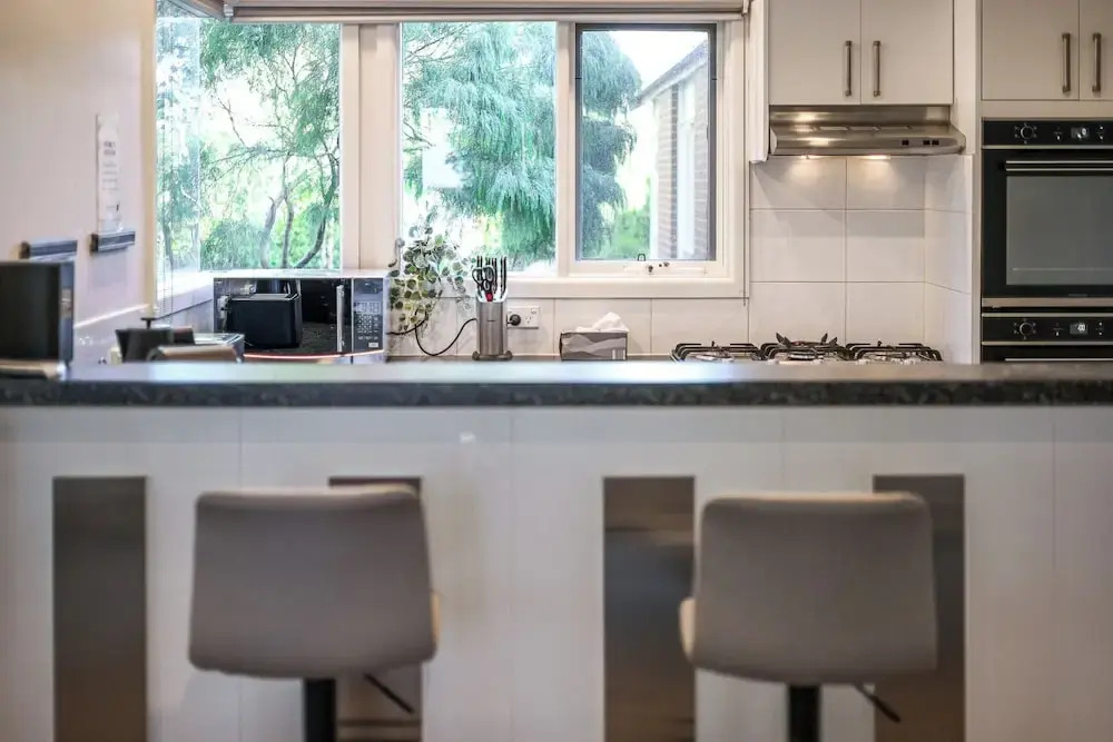 StayAU Gorgeous 5BR BBQ Home Geelong