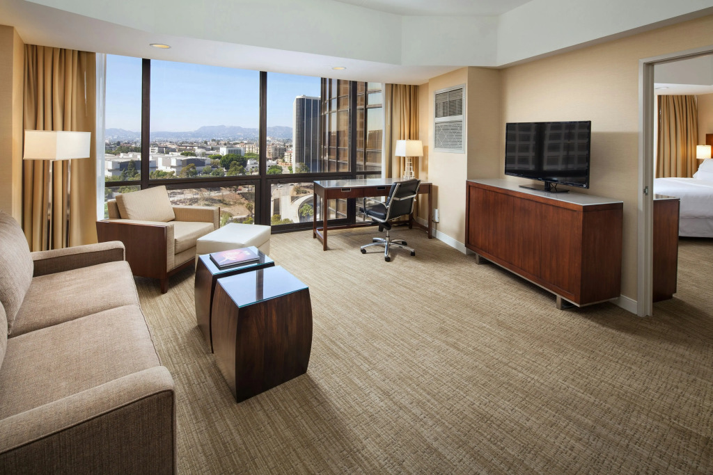 The Westin Bonaventure Hotel & Suites, Los Angeles