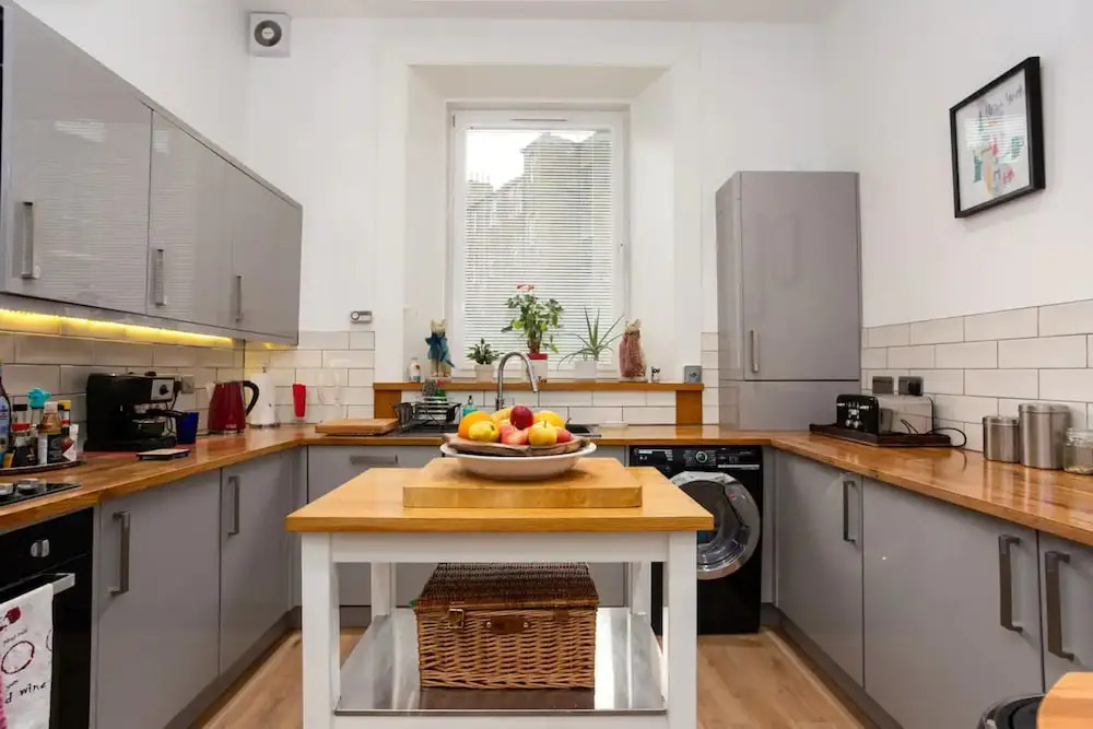Stylish 2 Bedroom Apartment By Edinburgh Castle