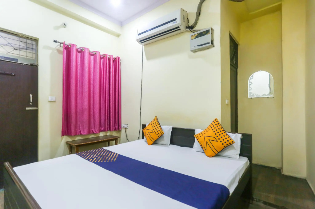 SPOT ON 61834 Haidri Inn