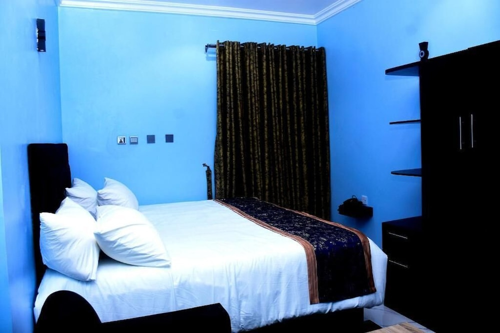 Hotel D Moore