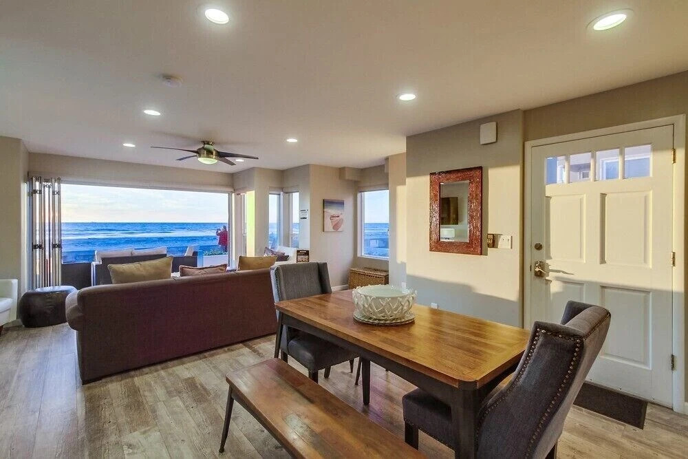 Beachside Getaway I 2 Bedrooms 2 Bathrooms Condo